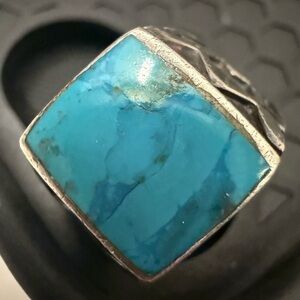 Sterling Silver Navajo Ring with Turquoise Inlay. Size 5. 5grams total weight.